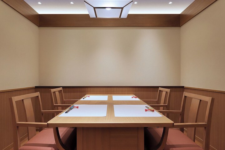 Dining Photos