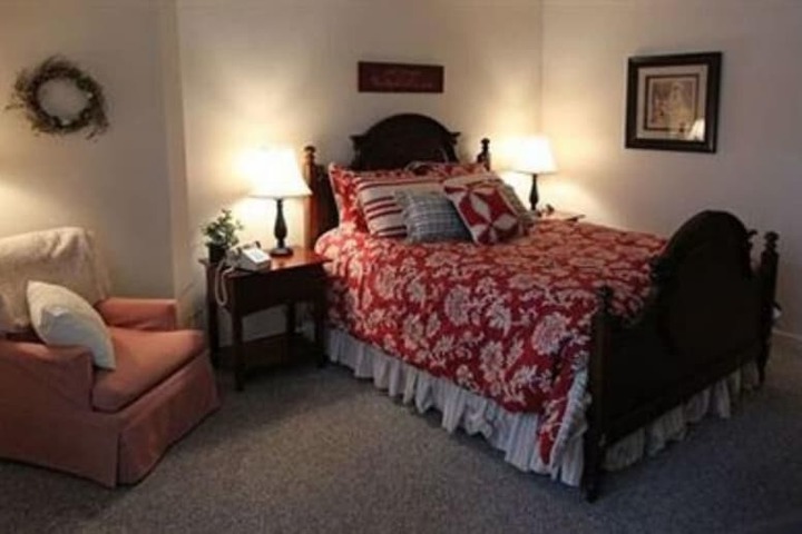 Room 26 of 77
