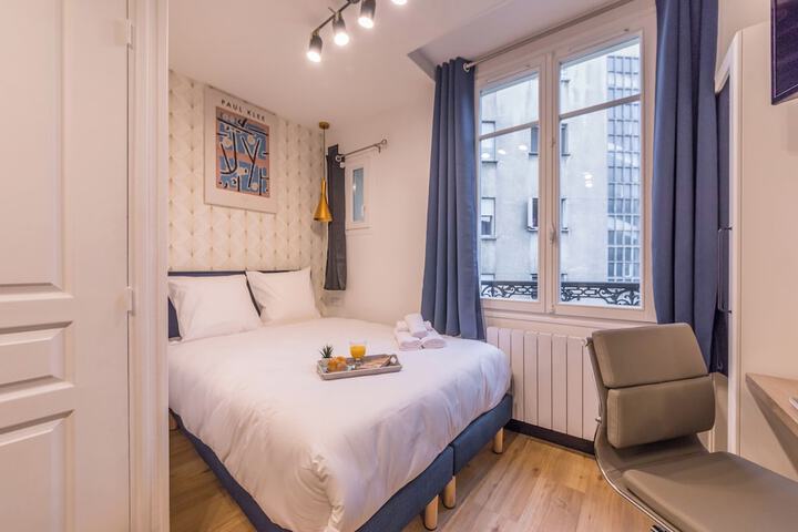 Room 55 of 171