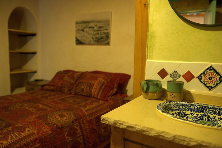 Room 2 of 16