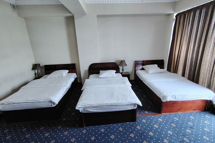 Room 18 of 34