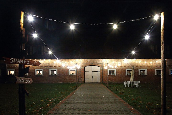 Ballroom/Hall 88 of 101