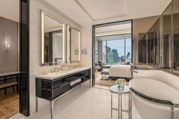 Room 47 of 105