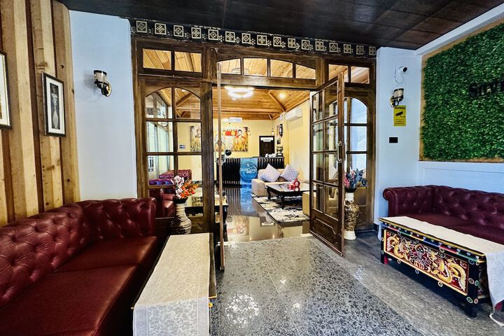 Hotel Interior 5 of 75