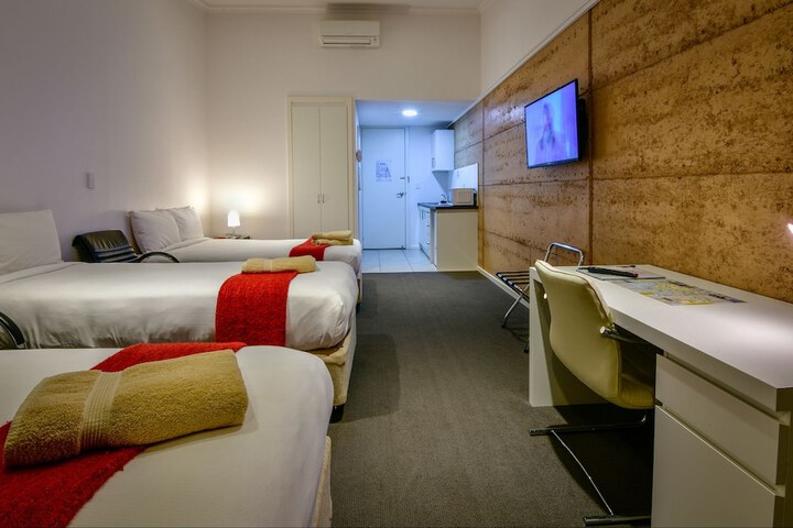 Room 16 of 53