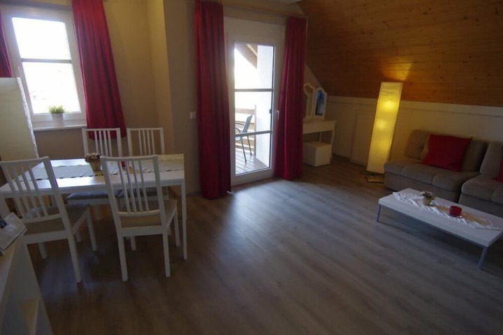 Room 26 of 43