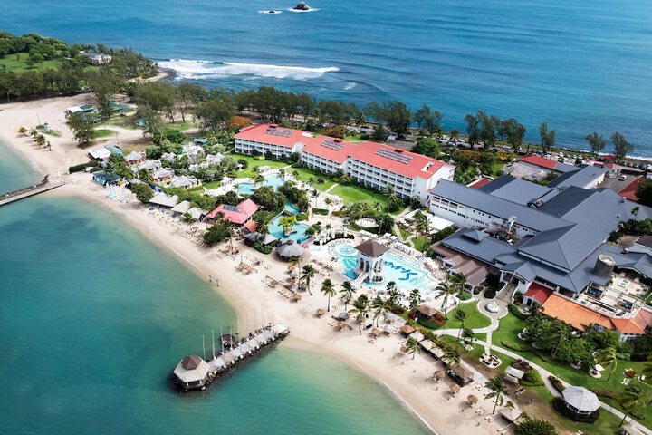 Exterior of Sandals Grande St. Lucian - ALL INCLUSIVE Adults Only
