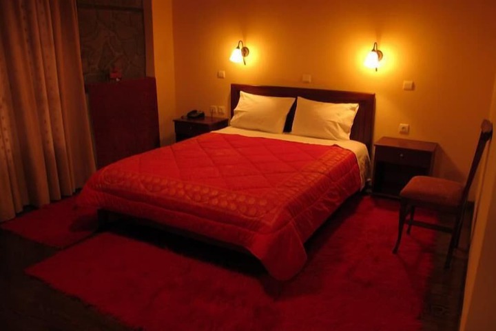 Room 14 of 46