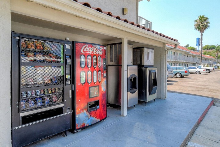 Vending machine