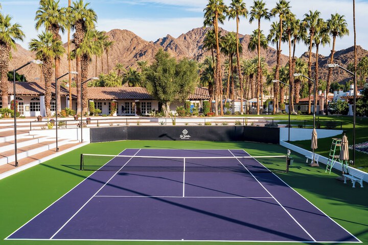 Tennis court