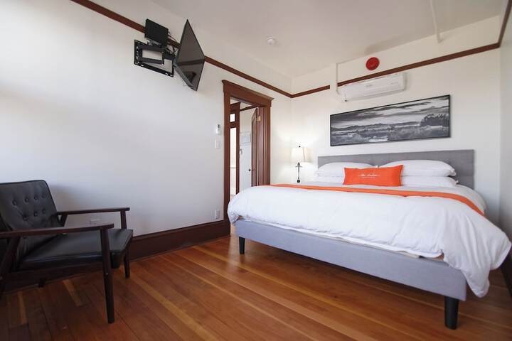 Room 3 of 59