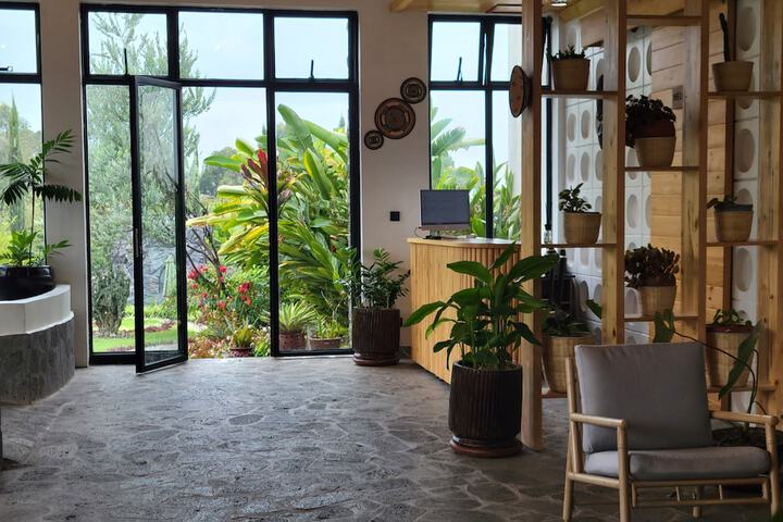 Hotel Interior 20 of 121