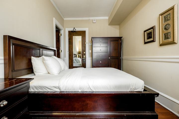 Room 22 of 88