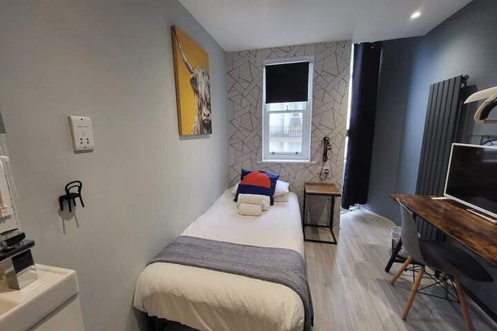 Room 63 of 117