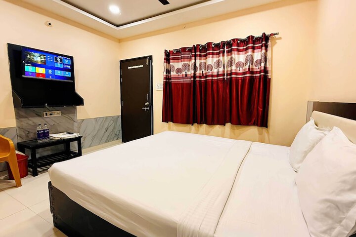 Room 19 of 48
