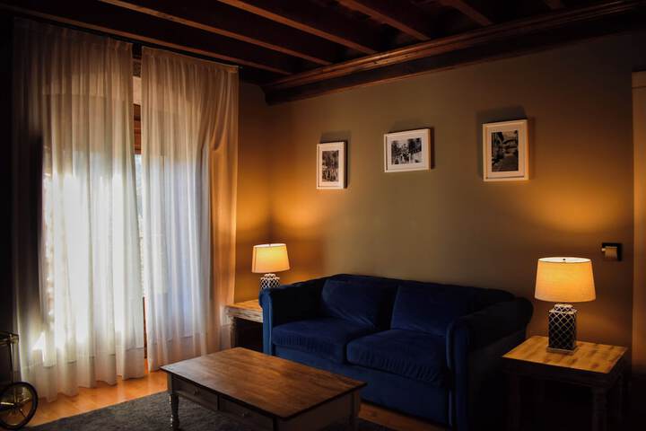 Room 21 of 46
