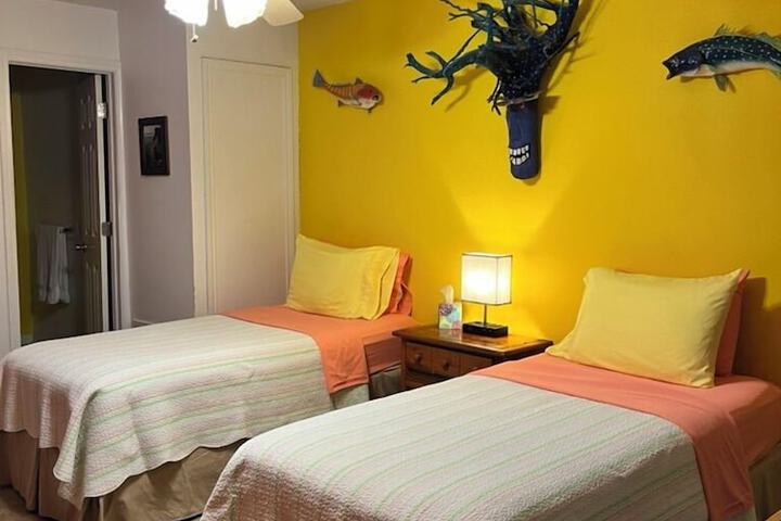 The Poco Loco Lodge