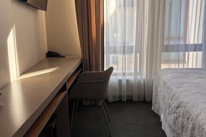 Room 29 of 54