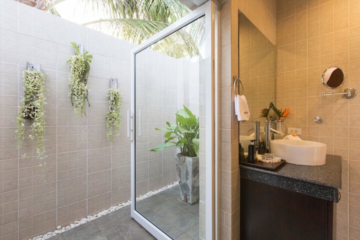 Bath Amenities