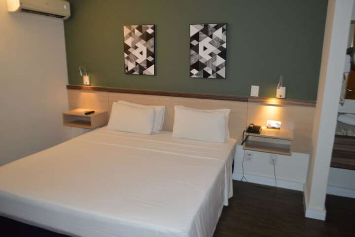 Room 14 of 75