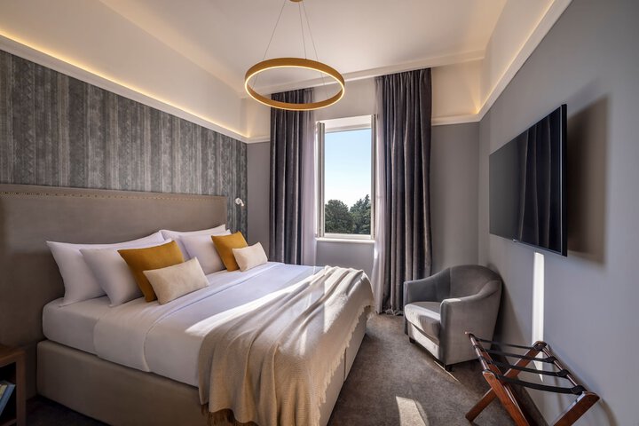 Room 21 of 75