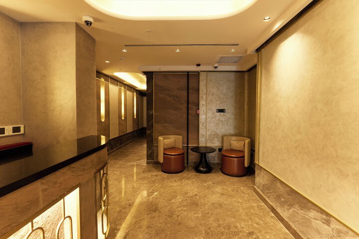 Hotel Interior 7 of 72