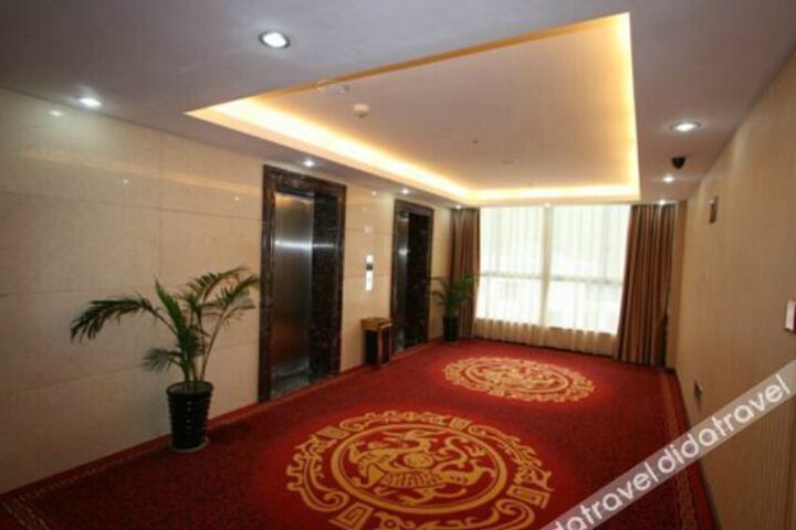 Hotel Interior 5 of 10