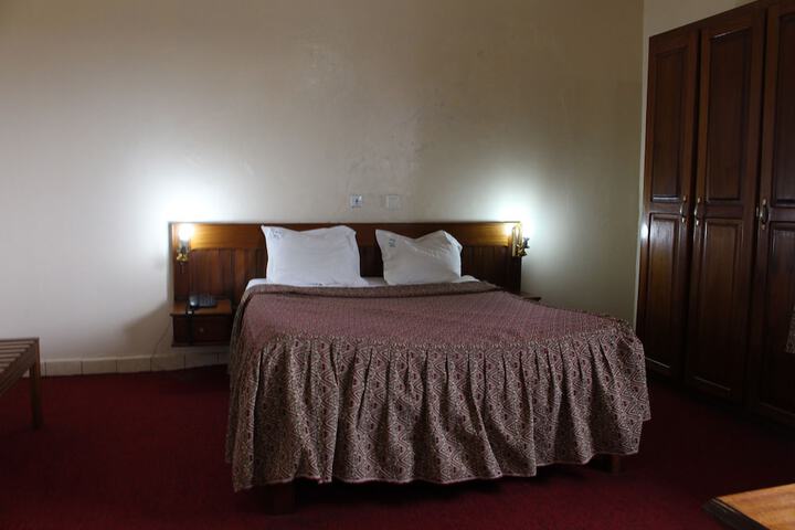 Room 33 of 55