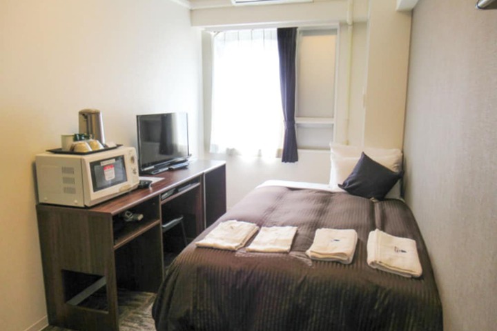 Room 3 of 11