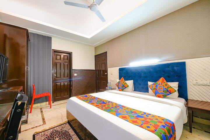 Room 16 of 22