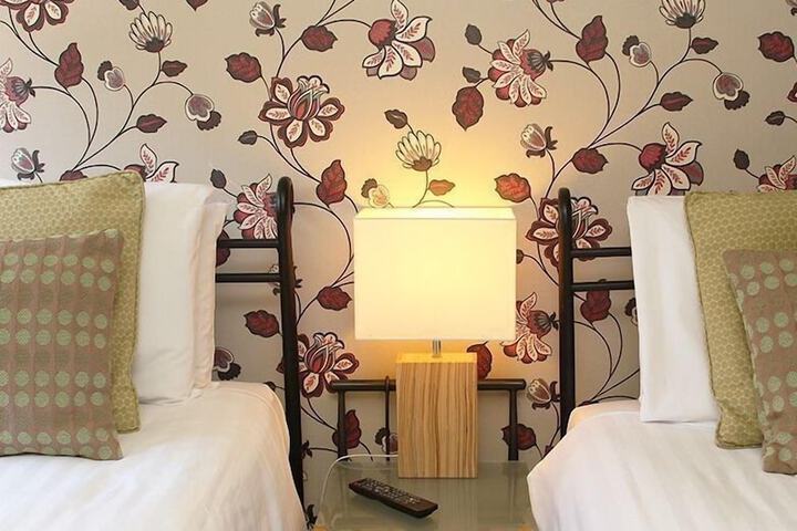 Room 8 of 20