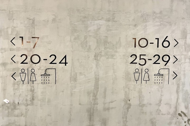 Ballroom/Hall 24 of 26