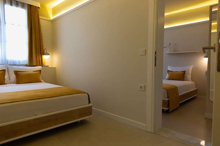 Room 35 of 67
