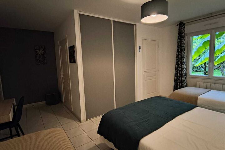 Room 12 of 52