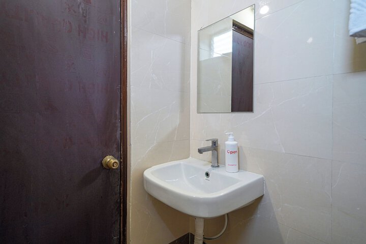 Room 20 of 24