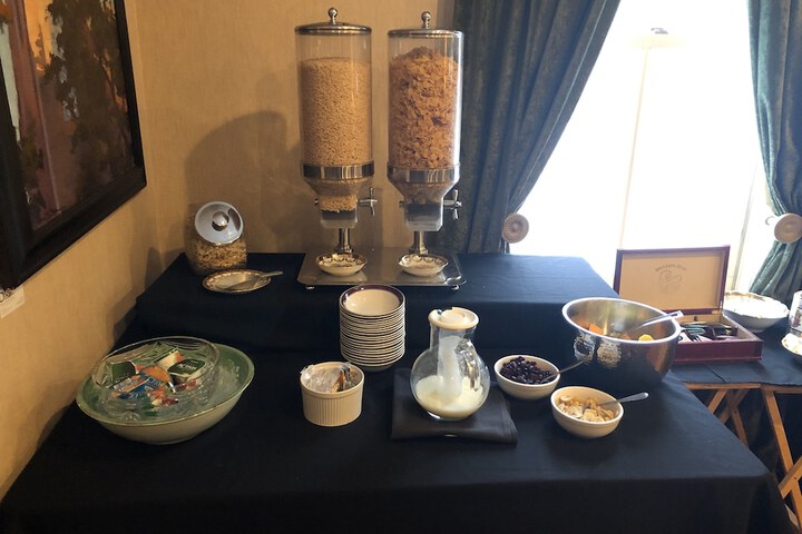 Breakfast buffet
