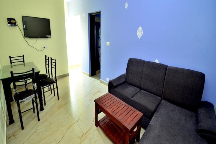 Room 11 of 25