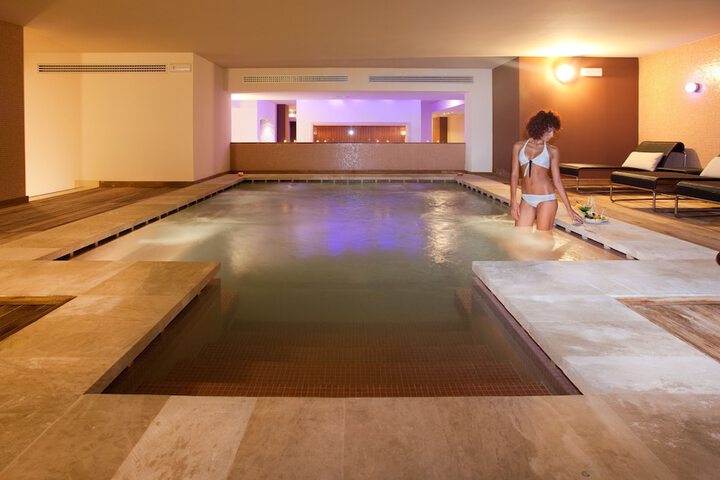 Relaxing Spa