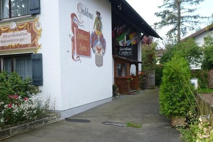 GAESTEHAUS HOFER