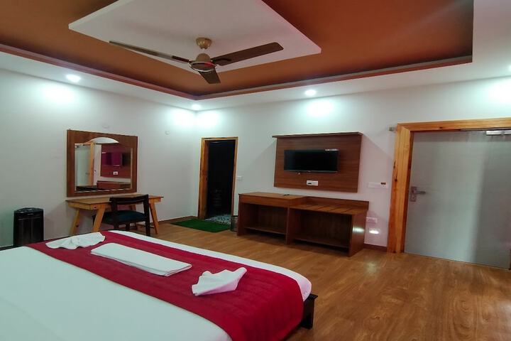 Room 10 of 31