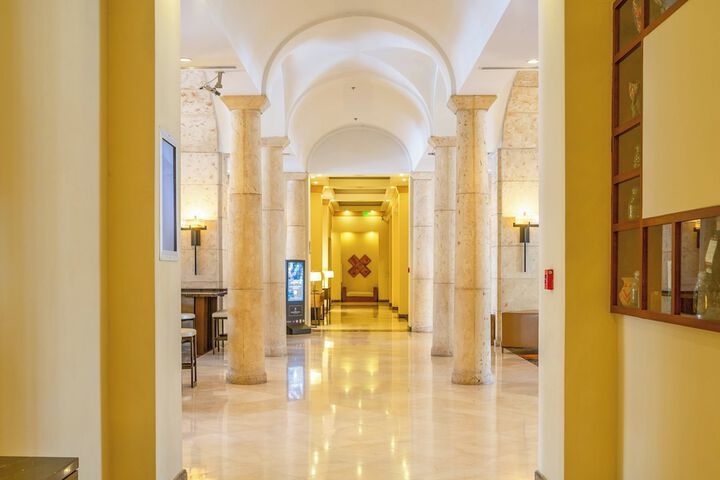 Lobby Photos