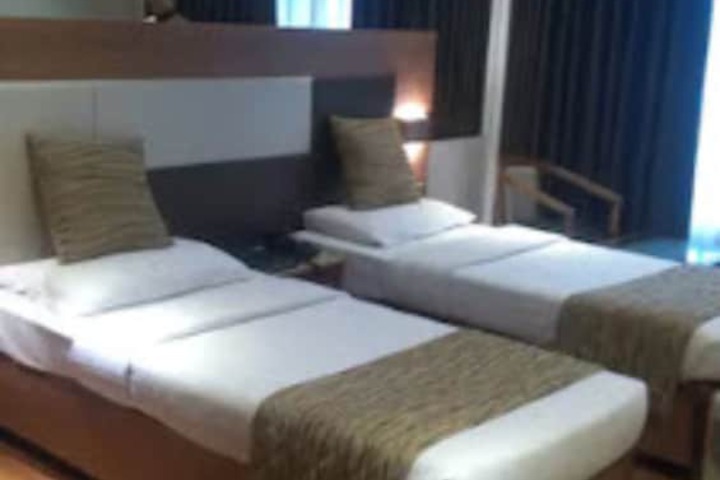 Room 14 of 27