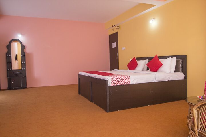 Room 17 of 19