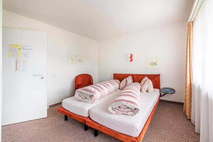 Room 8 of 41