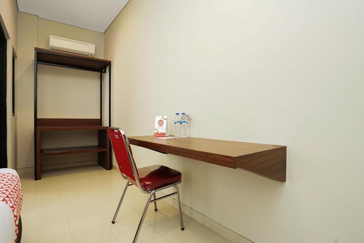 Room 13 of 29