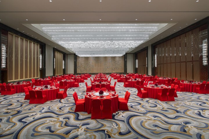 Dining Photos