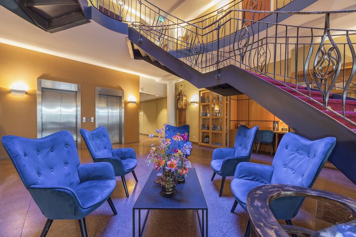 Lobby Photos
