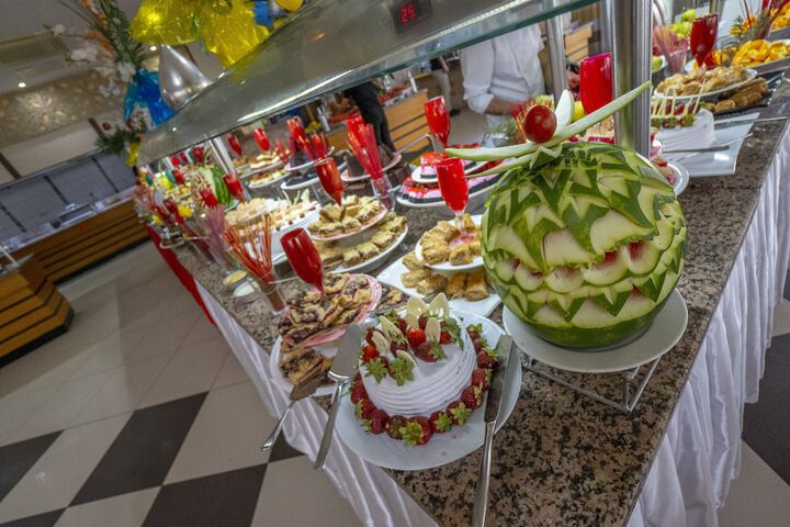 Dining 100 of 172