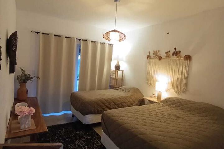 Room 10 of 38