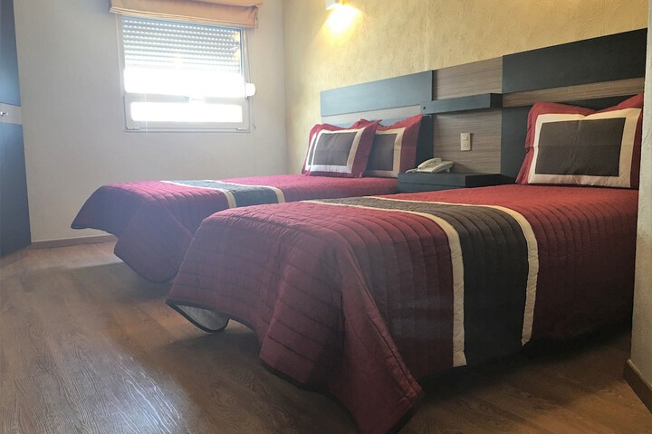 Room 7 of 40